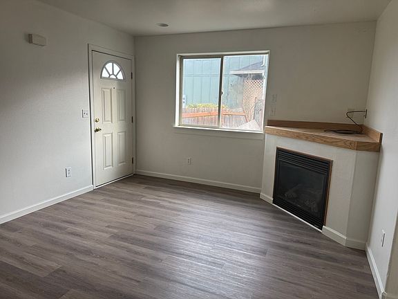 2nd image of 2430-2438 E Whiteaker Ave