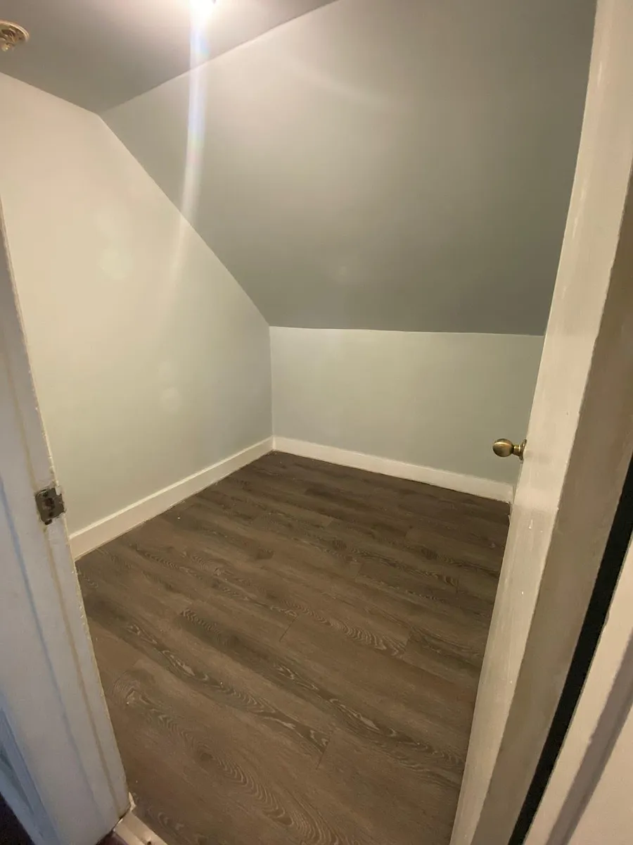 Building Photo - 1132 Wolf St #4