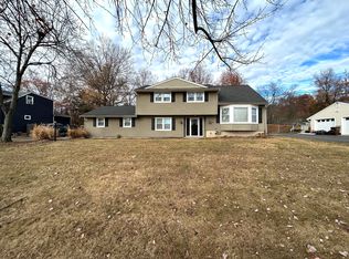 48 Glen Rd, Bound Brook, NJ 08805