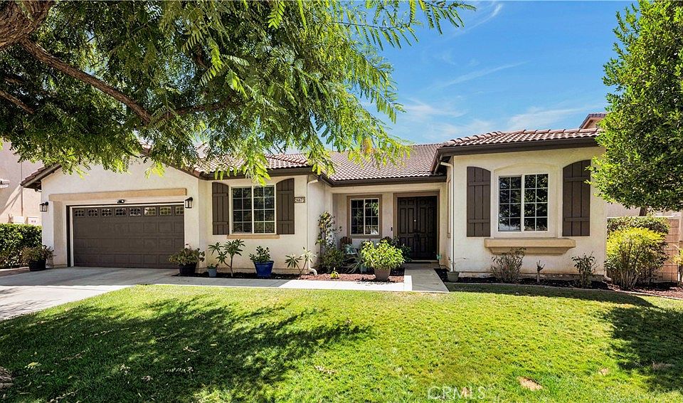 1st image of 26673 N Fork Way