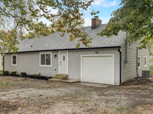 7661 Harcourt Rd, Indianapolis, IN 46260