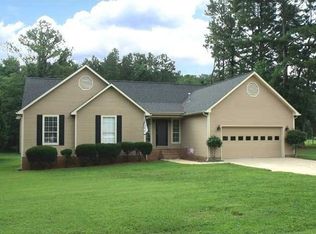8132 Savannah Hills Dr, Ooltewah, TN 37363