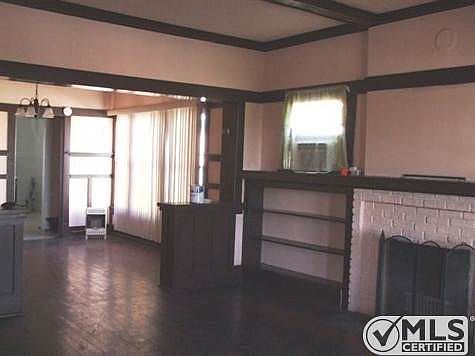 4th image of 2819 Altura Ave #B