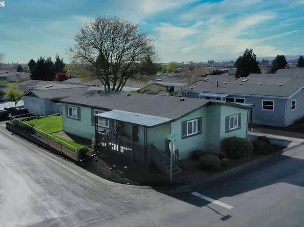 51560 SE 6th St, Scappoose, OR 97056