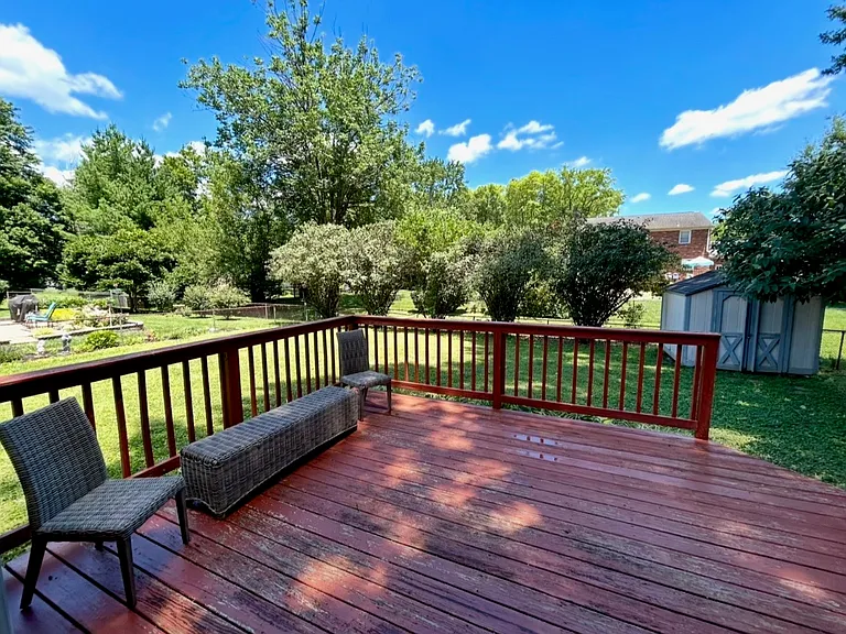 925 Fenley Ave — Photo 27