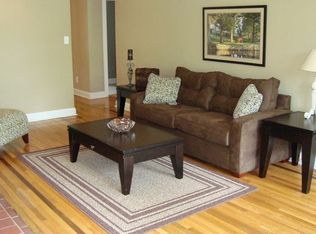 2406 Ashwood Dr, Louisville, KY 40205