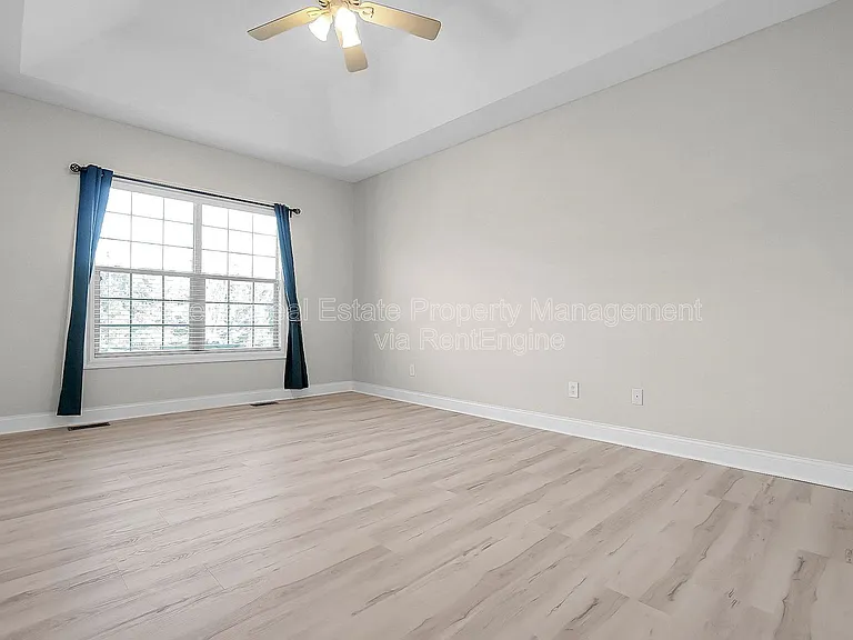 9580 Mission Dr — Photo 18