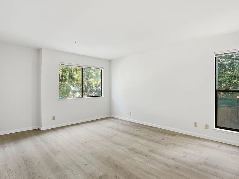 496 W Charleston Rd #103 — Photo 30