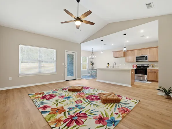 3804 Golden Acres Cir, Crestview, FL 32539