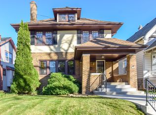 4462 N Murray Ave, Shorewood, WI 53211