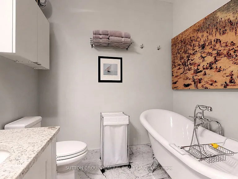 825 Church St #Penthouse 401 — Photo 16