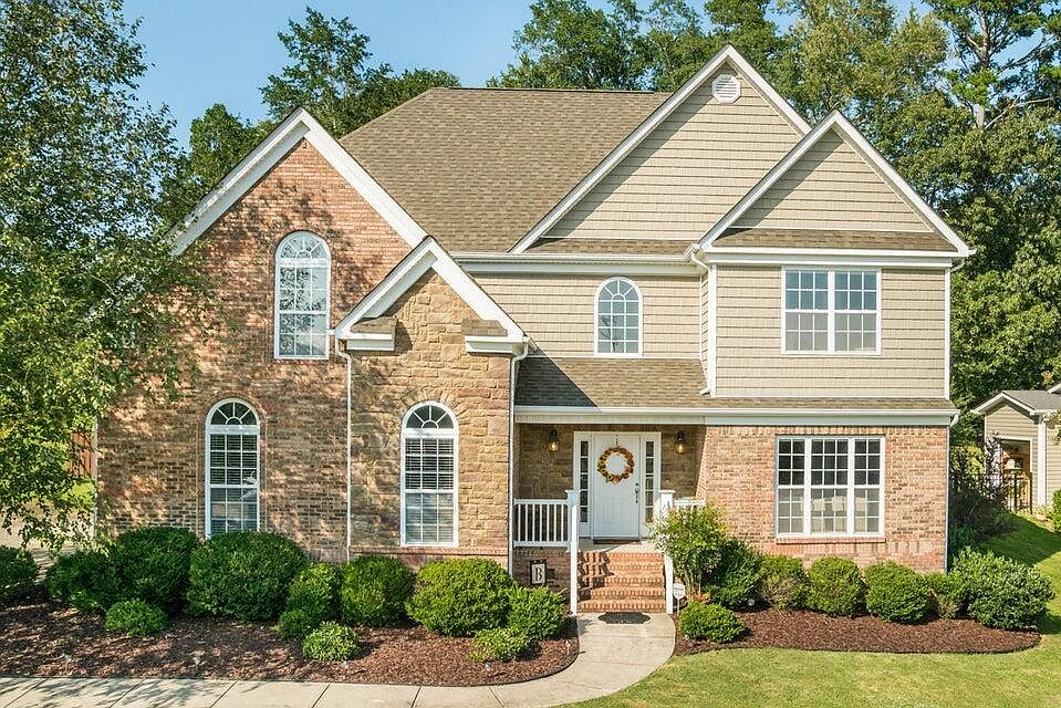 1st image of 1445 Courtland Dr