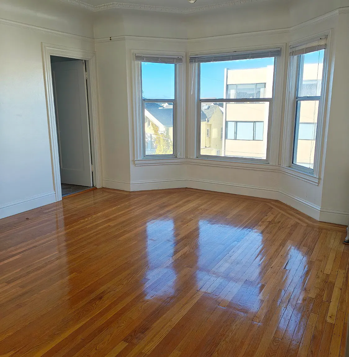 1 bed, 644 sqft, $4,145 — Photo 3