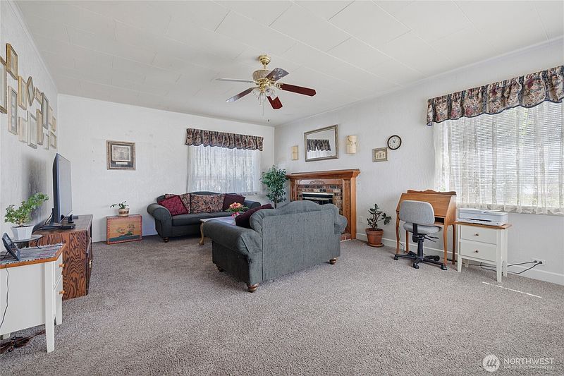 4th image of 24324 SE 400th Street