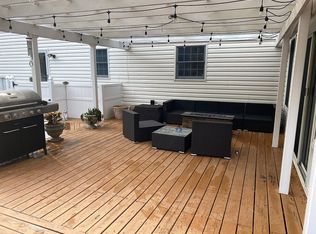 1551 Elleway Ct, Fairview, PA 16415