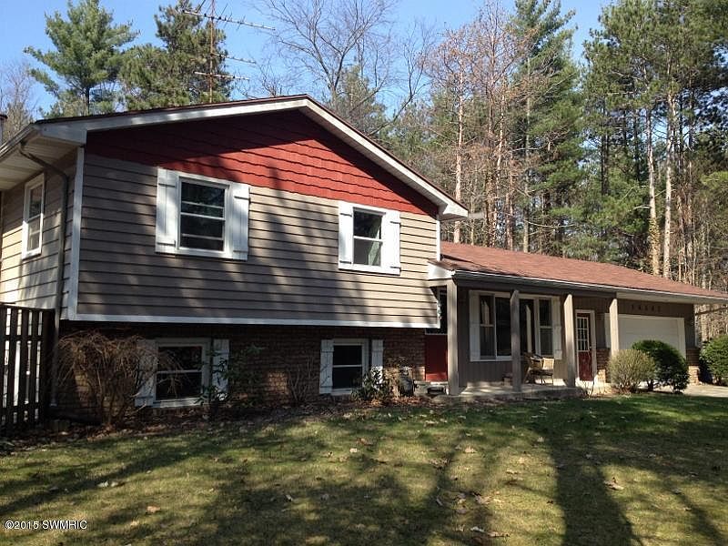 1st image of 16585 Quincy St