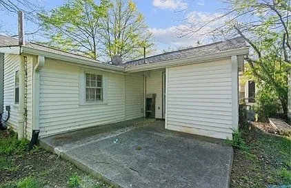 505 McCullough Ave NE — Photo 11