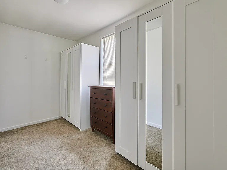 4148 State Line Rd — Photo 31