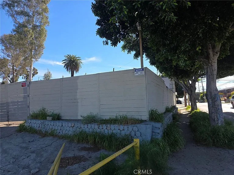 1203 E Cesar E Chavez Ave — Photo 5