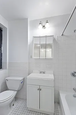Rented by Bohemia Realty Group | media 6