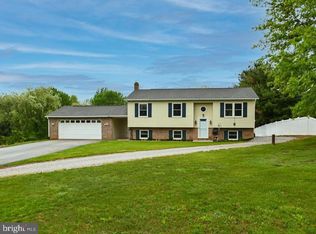 2870 Myers Rd, Seven Valleys, PA 17360