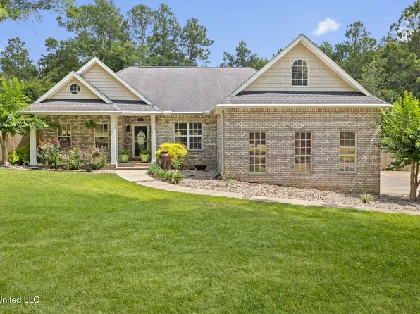 13105 Little Bluff Dr, Vancleave, MS 39565