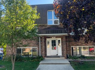 7131 170th St #1E, Tinley Park, IL 60477