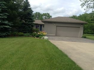 23944 Huron River Dr, Rockwood, MI 48173