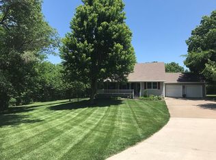 1640 Oak Dr, Osawatomie, KS 66064