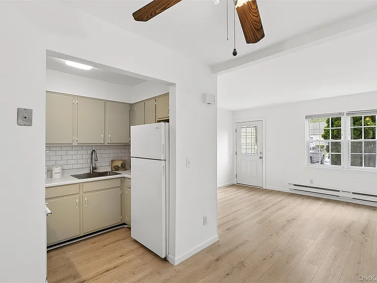 1000 9th St #D37 — Photo 12