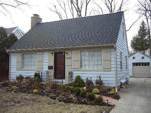 3rd image of 1220 Arbor Ave