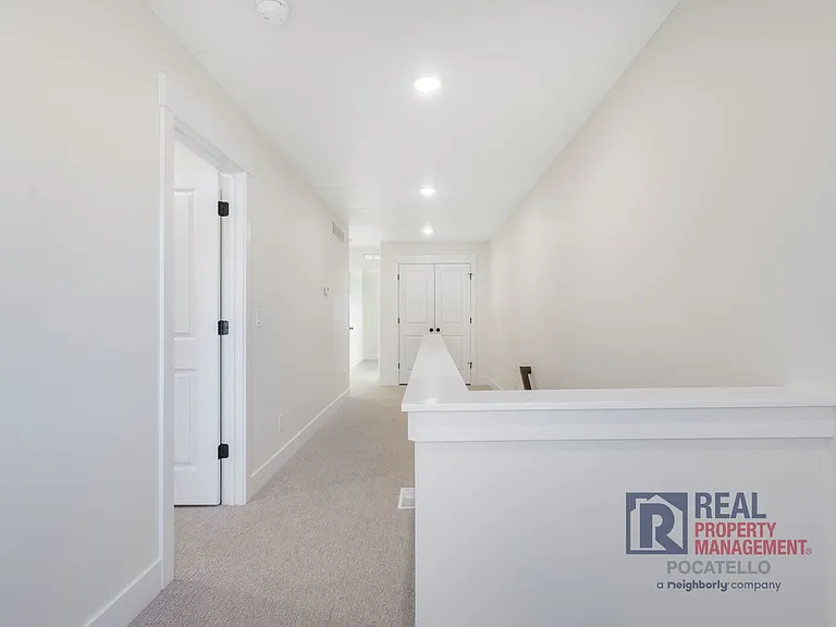 1727 Ammon St — Photo 13