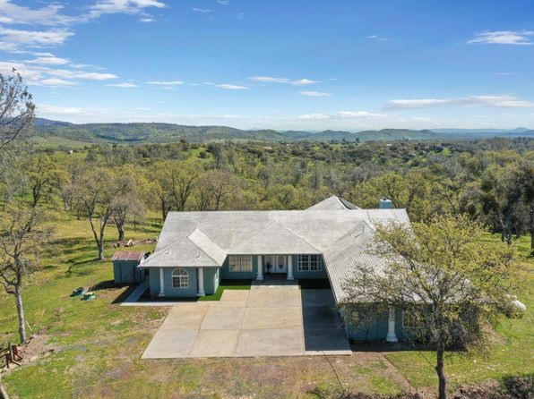 4896 Chuckwagon Dr, Copperopolis, CA 95228