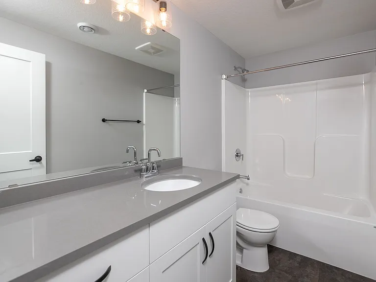113 Fairway St — Photo 18