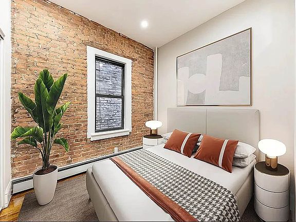5th image of 126 W 25th St APT 4R