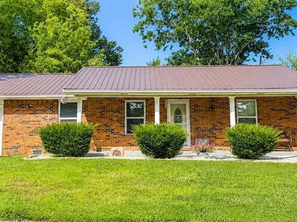 1153 Lee St, Radcliff, KY 40160