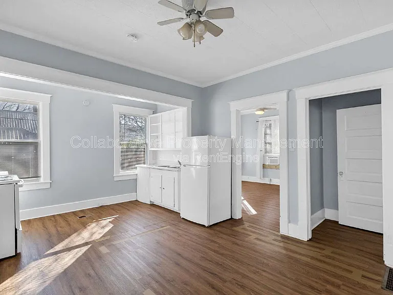 1235 E 50th St #B — Photo 4
