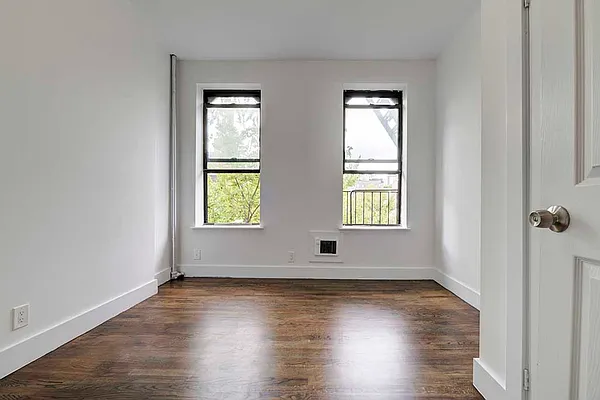 Rented by REAL New York | media 9