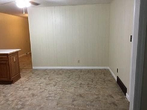 2nd image of 656 Sheridan Ct