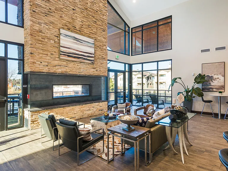 Apres Apartment Homes — Photo 18