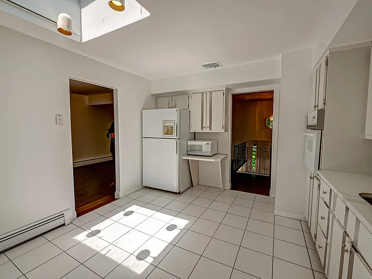26 Valleywood Rd — Photo 4