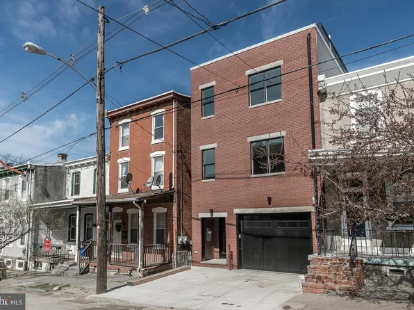 3465 Bowman St, Philadelphia, PA 19129