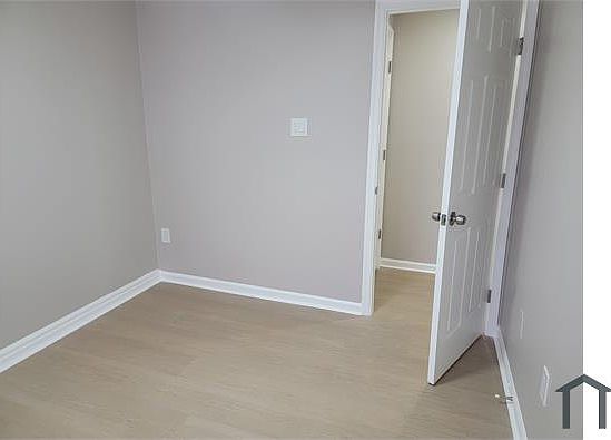 5th image of 4222 Red Haven Rd