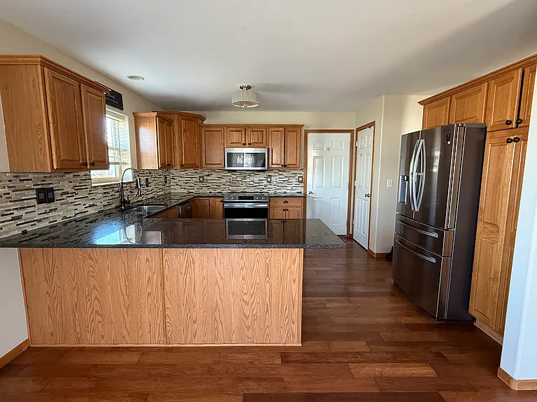 934 Tiara Dr NE — Photo 10