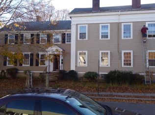 25 Willow St APT 3, Mystic, CT 06355