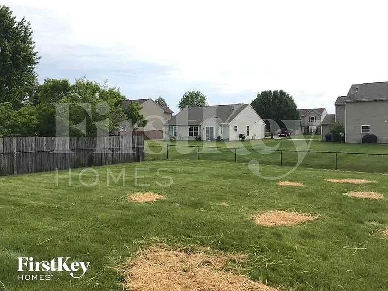 867 Seabreeze Dr — Photo 16