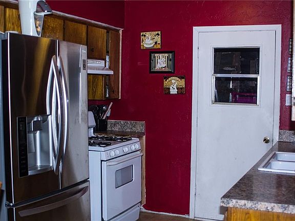 3rd image of 1710 Bogarte Dr