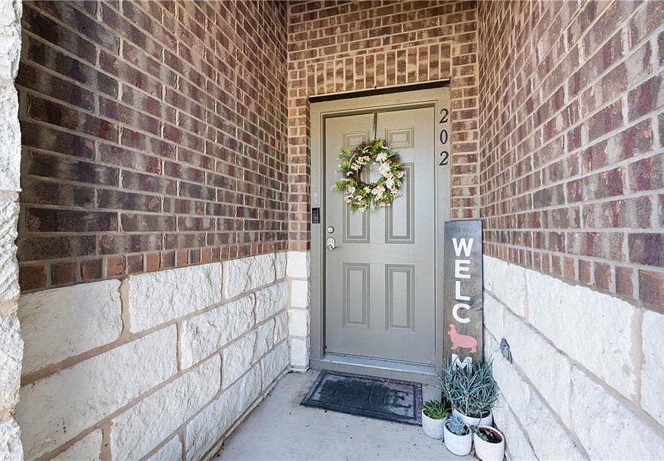 202 Camellia Dr, Hutto, TX 78634 | Zillow