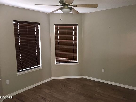 5th image of 13493 Warren Dr