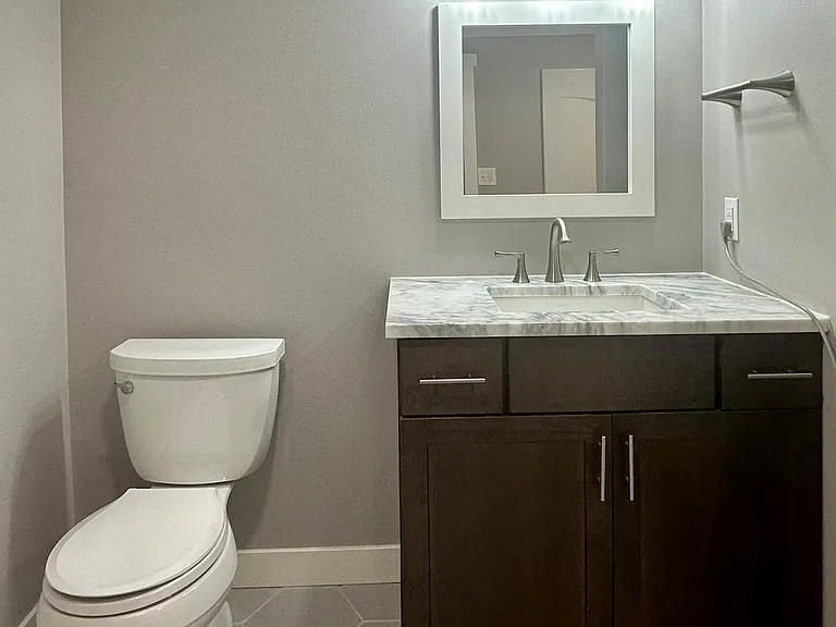 Full Bathroom #3